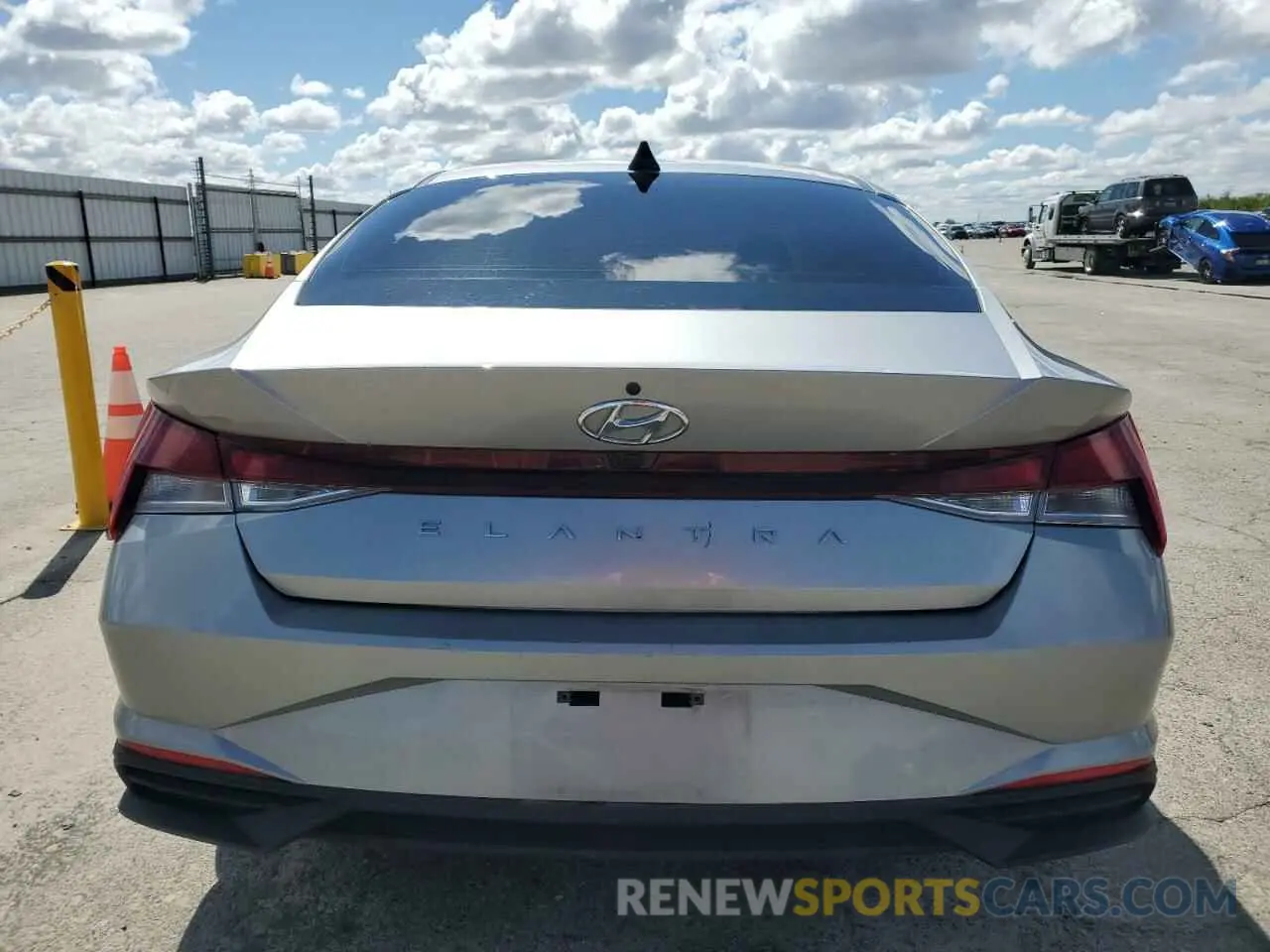 6 Photograph of a damaged car 5NPLM4AG1PH103400 HYUNDAI ELANTRA 2023