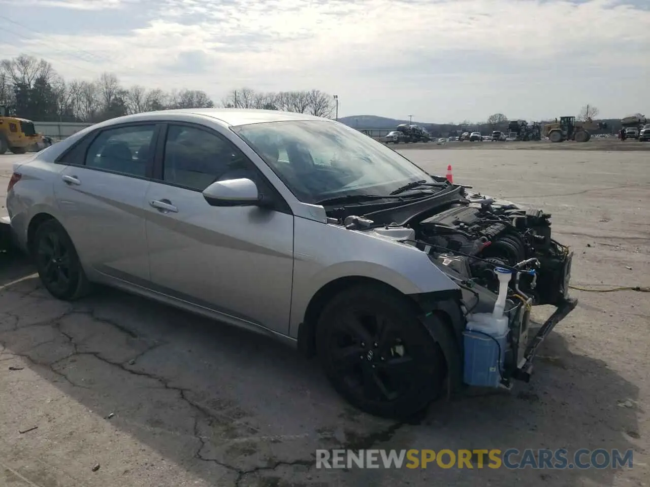 4 Photograph of a damaged car 5NPLM4AG2PH095372 HYUNDAI ELANTRA 2023