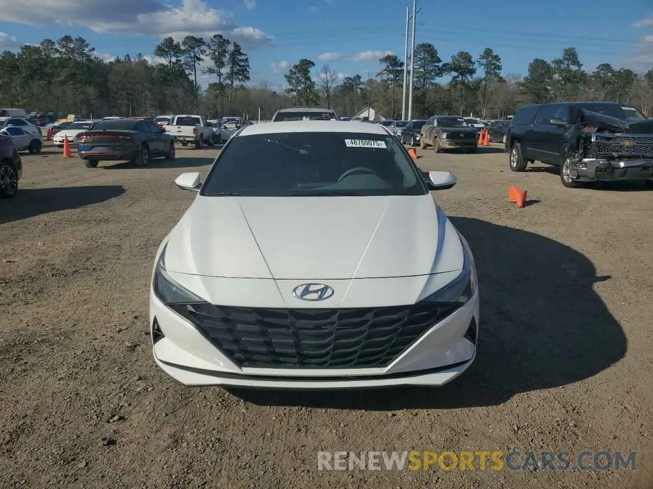 5 Photograph of a damaged car 5NPLM4AG2PH108167 HYUNDAI ELANTRA 2023