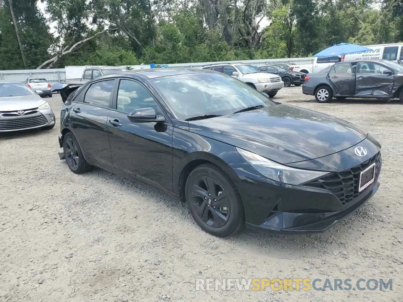4 Photograph of a damaged car 5NPLM4AG3PH094974 HYUNDAI ELANTRA 2023