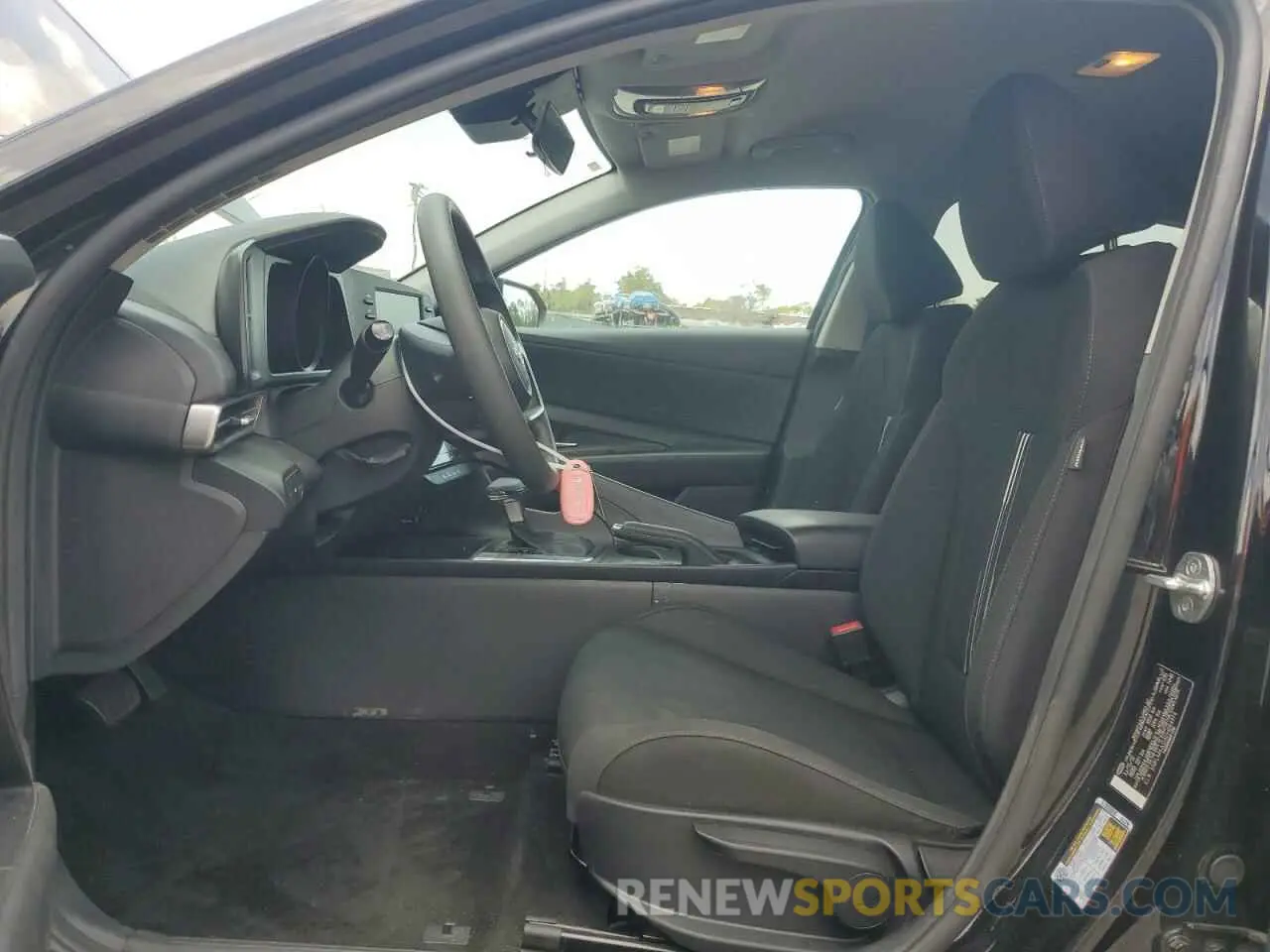 7 Photograph of a damaged car 5NPLM4AG3PH094974 HYUNDAI ELANTRA 2023