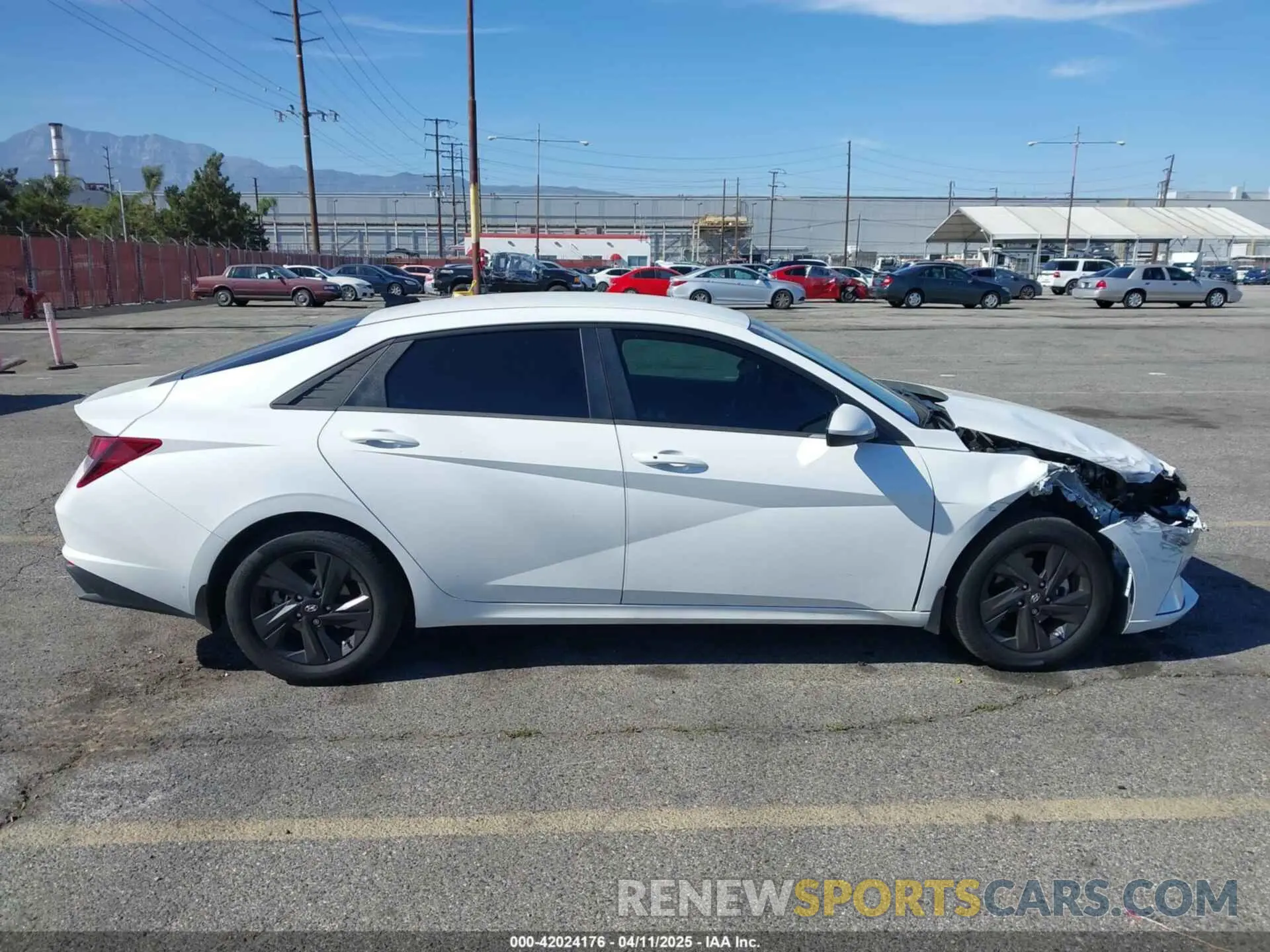 13 Photograph of a damaged car 5NPLM4AG3PH095509 HYUNDAI ELANTRA 2023
