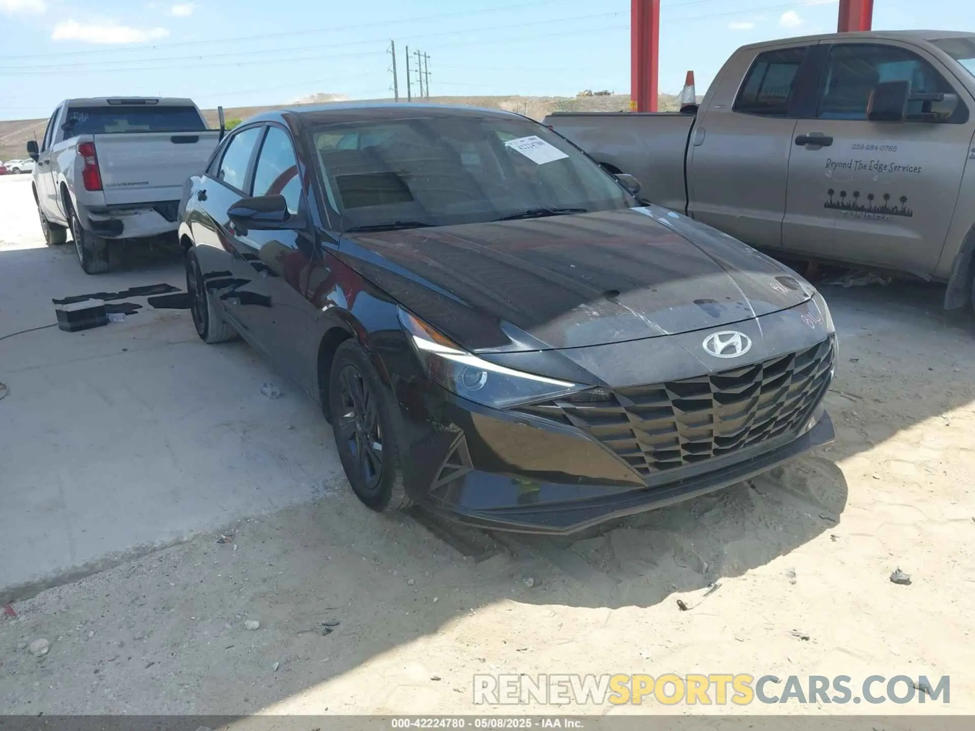 1 Photograph of a damaged car 5NPLM4AG3PH103012 HYUNDAI ELANTRA 2023