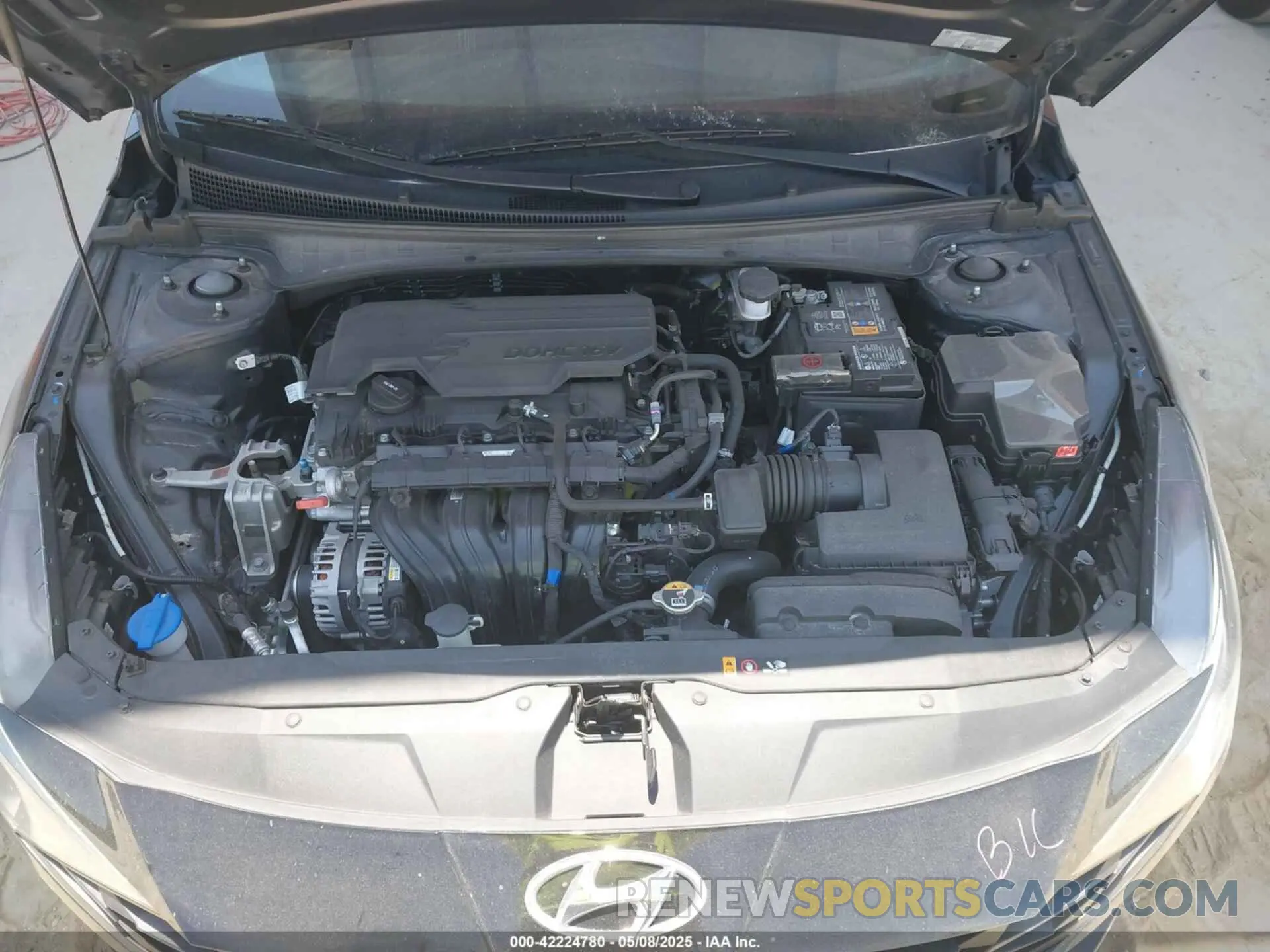 10 Photograph of a damaged car 5NPLM4AG3PH103012 HYUNDAI ELANTRA 2023