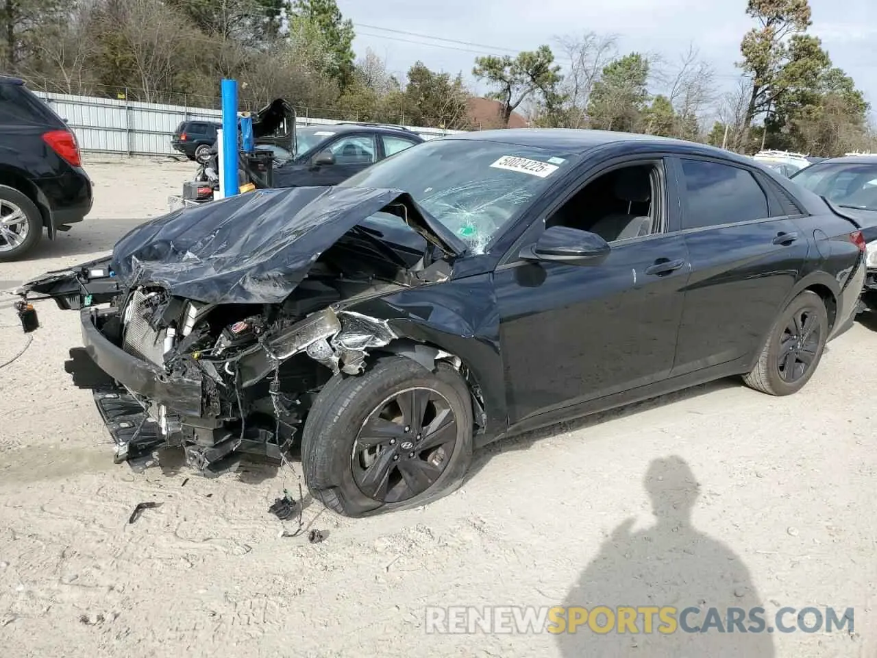 1 Photograph of a damaged car 5NPLM4AG3PH103320 HYUNDAI ELANTRA 2023