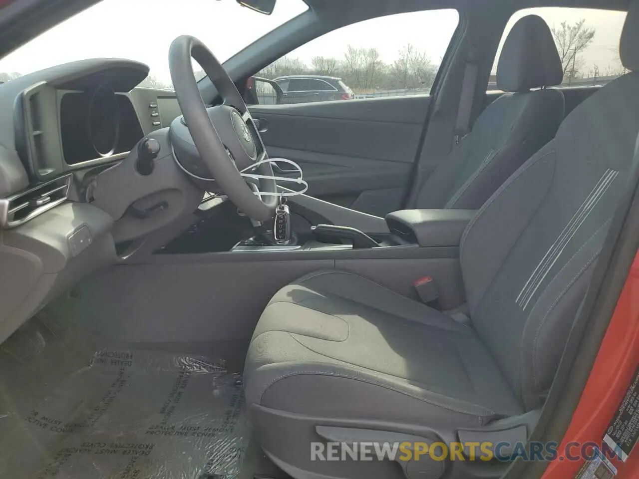 7 Photograph of a damaged car 5NPLM4AG3PH103981 HYUNDAI ELANTRA 2023