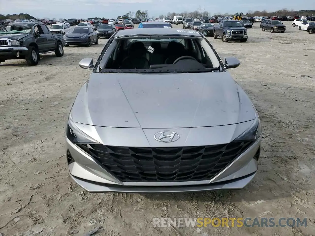 5 Photograph of a damaged car 5NPLM4AG3PH117279 HYUNDAI ELANTRA 2023