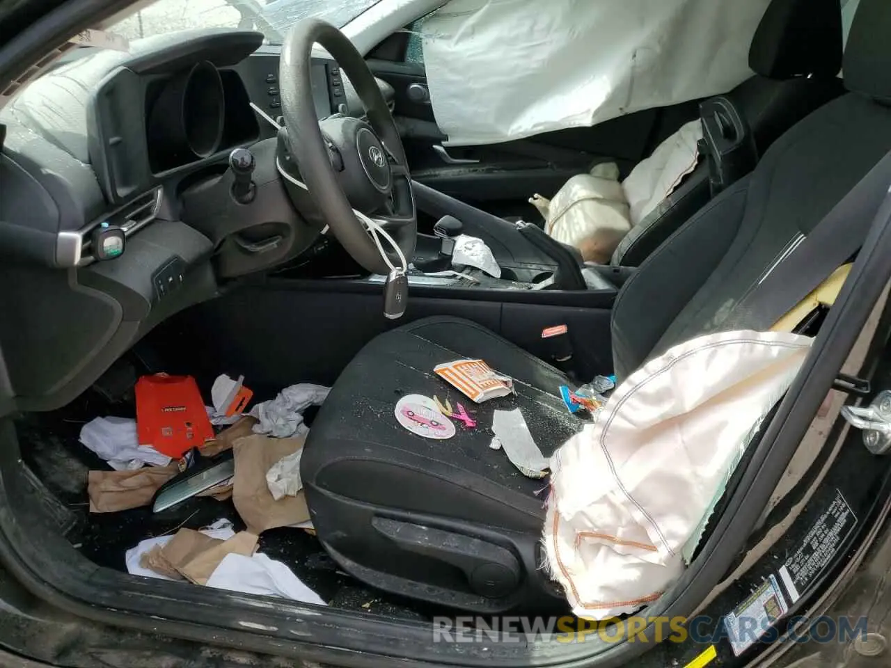 7 Photograph of a damaged car 5NPLM4AG4PH086950 HYUNDAI ELANTRA 2023