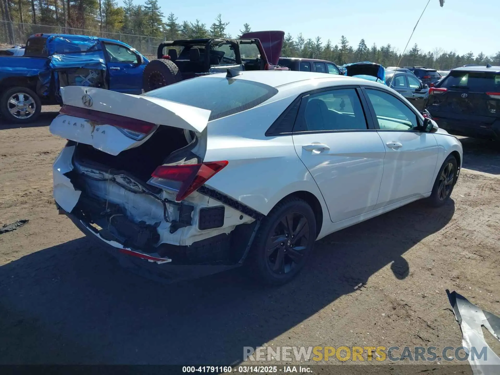 4 Photograph of a damaged car 5NPLM4AG4PH090979 HYUNDAI ELANTRA 2023