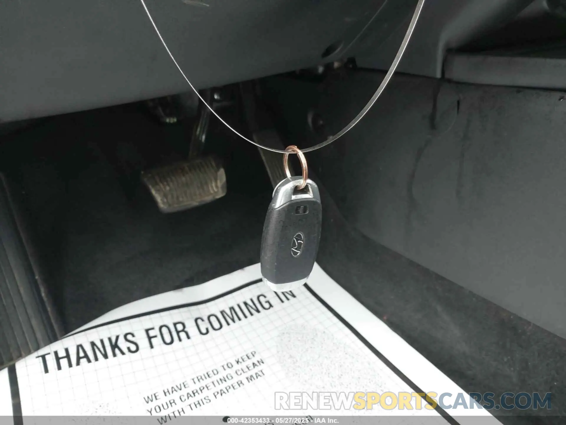 11 Photograph of a damaged car 5NPLM4AG4PH098709 HYUNDAI ELANTRA 2023