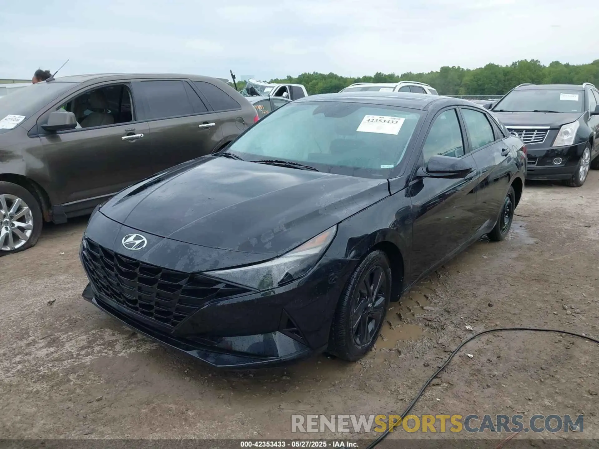 2 Photograph of a damaged car 5NPLM4AG4PH098709 HYUNDAI ELANTRA 2023