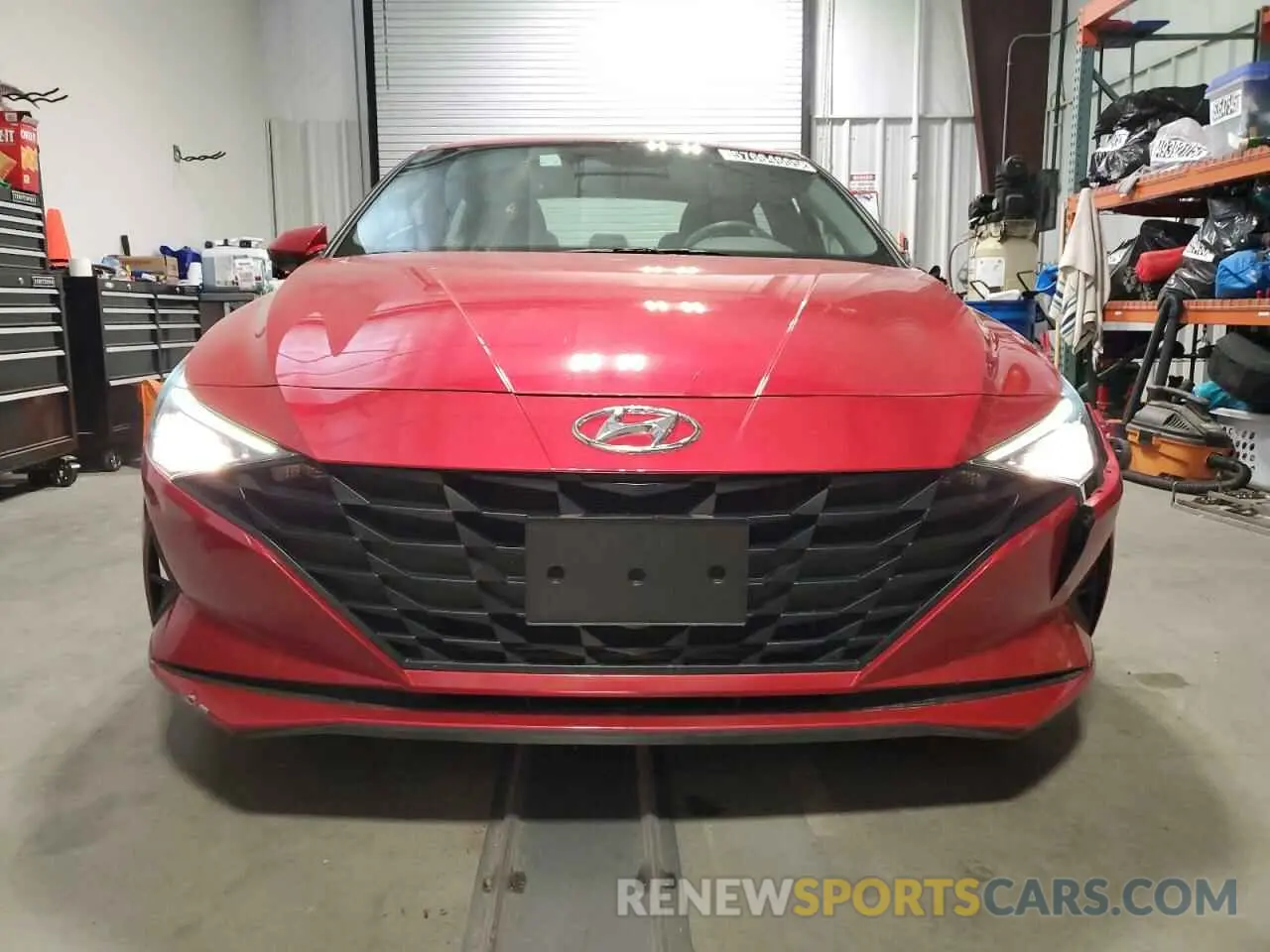 5 Photograph of a damaged car 5NPLM4AG4PH104363 HYUNDAI ELANTRA 2023