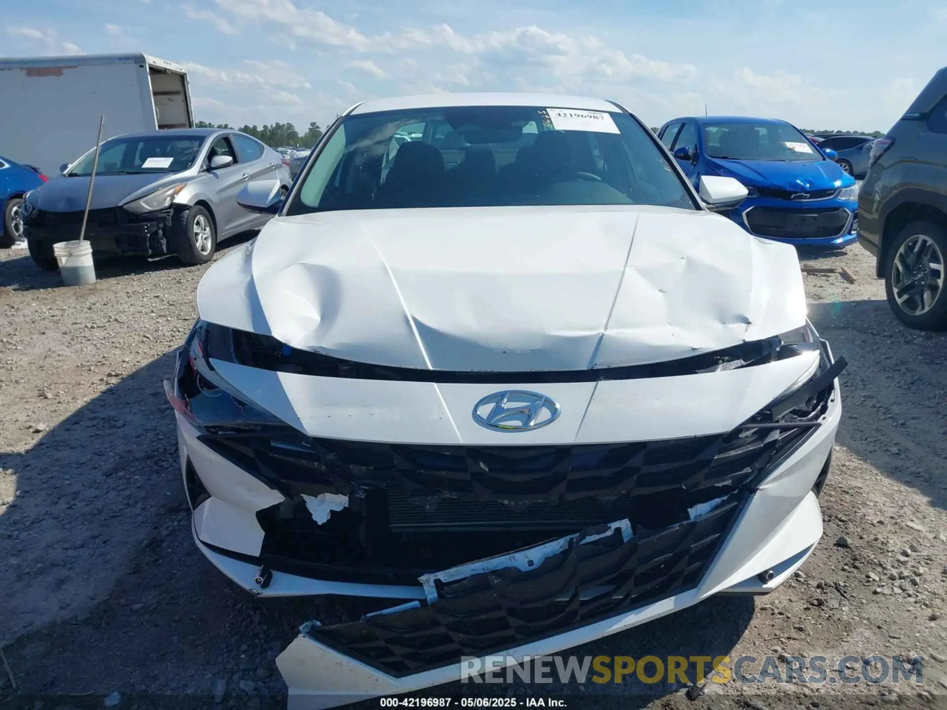 12 Photograph of a damaged car 5NPLM4AG4PH112219 HYUNDAI ELANTRA 2023