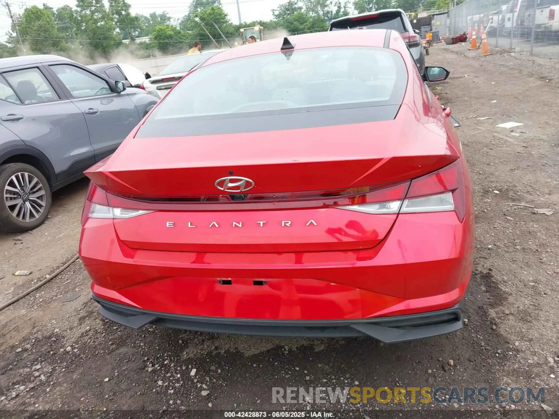 16 Photograph of a damaged car 5NPLM4AG5PH089906 HYUNDAI ELANTRA 2023