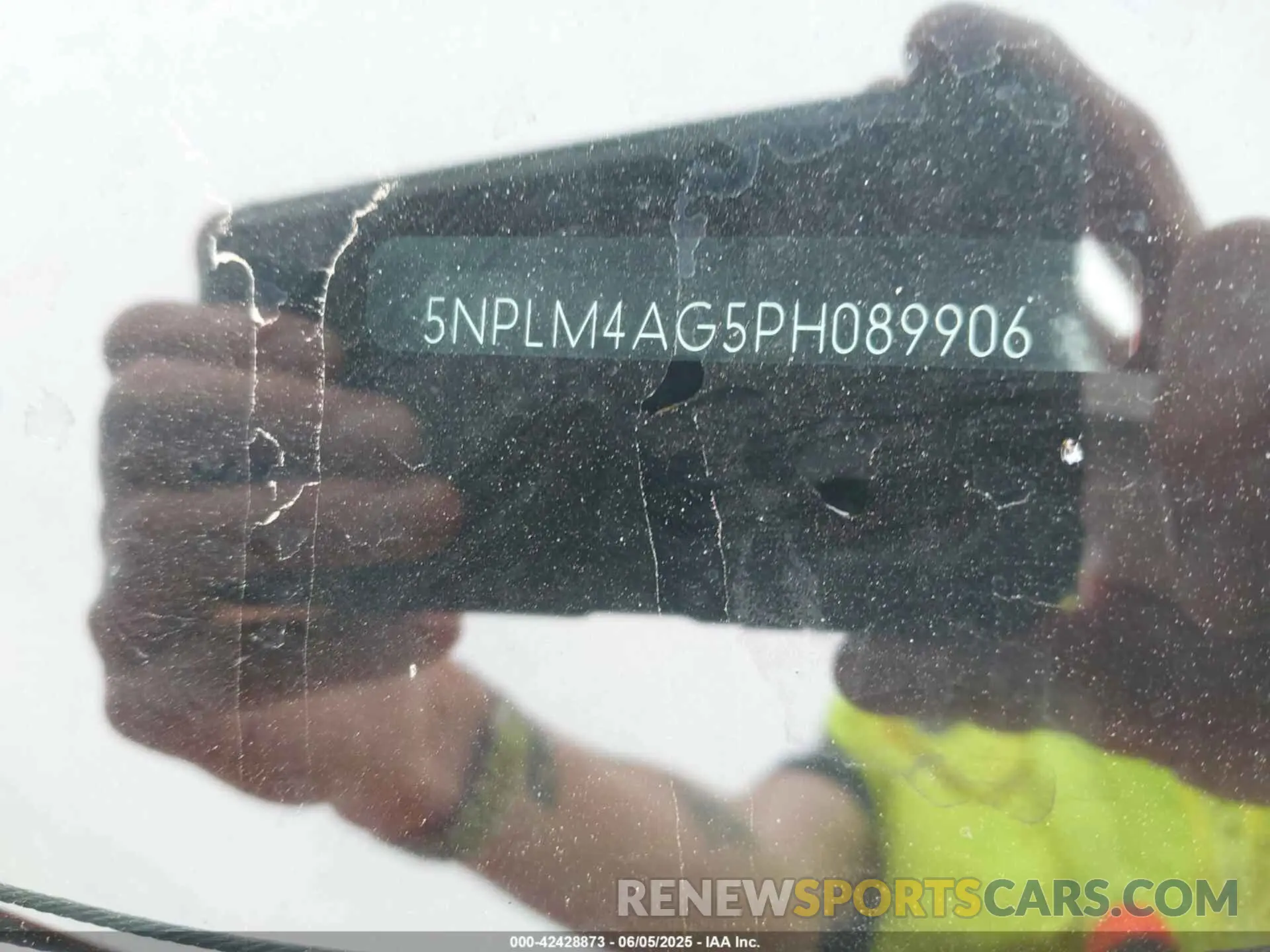 9 Photograph of a damaged car 5NPLM4AG5PH089906 HYUNDAI ELANTRA 2023