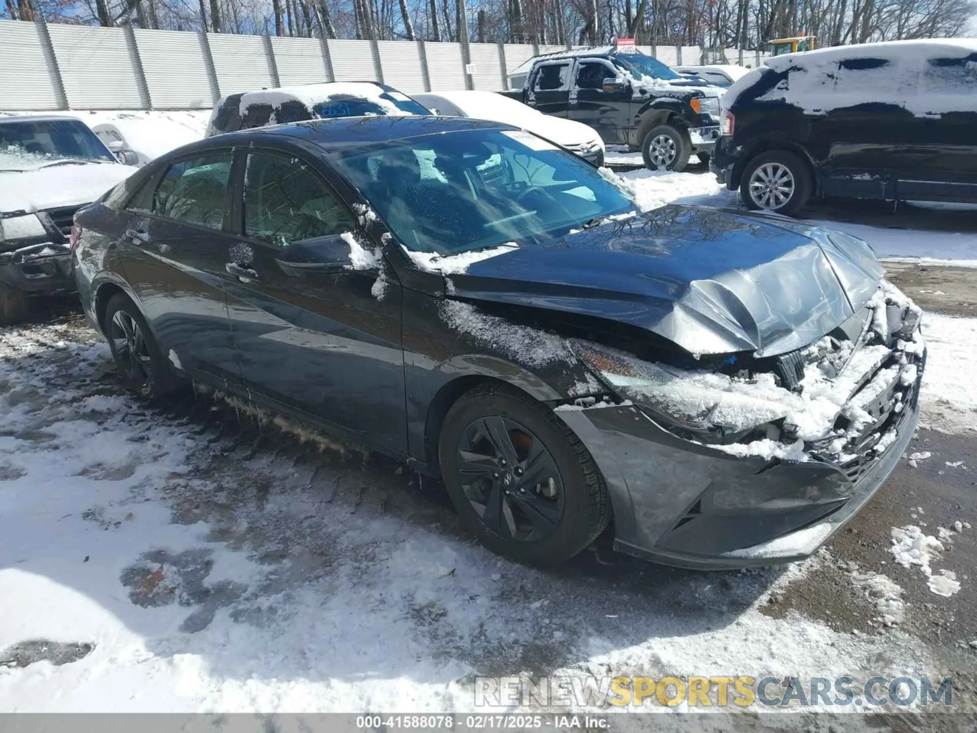 1 Photograph of a damaged car 5NPLM4AG5PH095897 HYUNDAI ELANTRA 2023