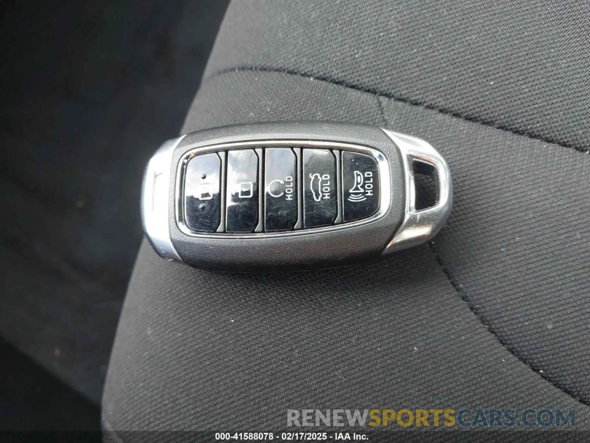 11 Photograph of a damaged car 5NPLM4AG5PH095897 HYUNDAI ELANTRA 2023