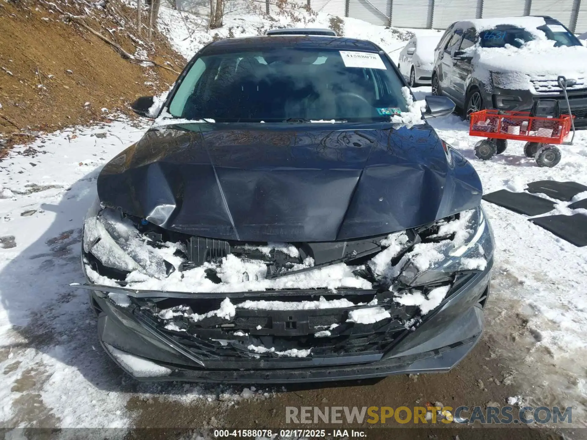 12 Photograph of a damaged car 5NPLM4AG5PH095897 HYUNDAI ELANTRA 2023