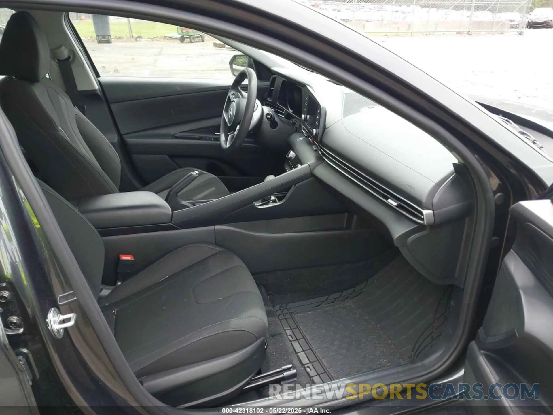 5 Photograph of a damaged car 5NPLM4AG5PH104517 HYUNDAI ELANTRA 2023