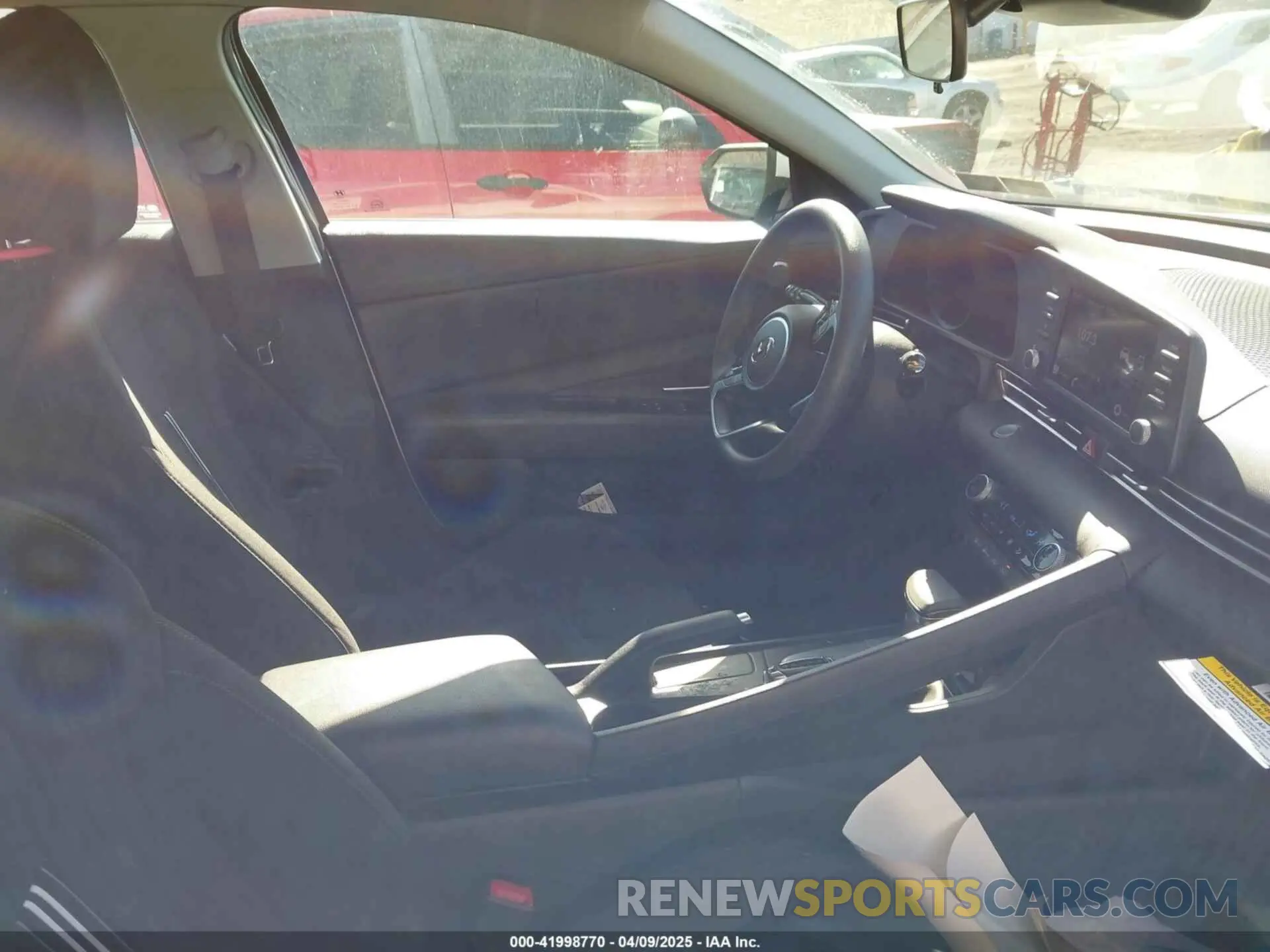 5 Photograph of a damaged car 5NPLM4AG6PH091857 HYUNDAI ELANTRA 2023
