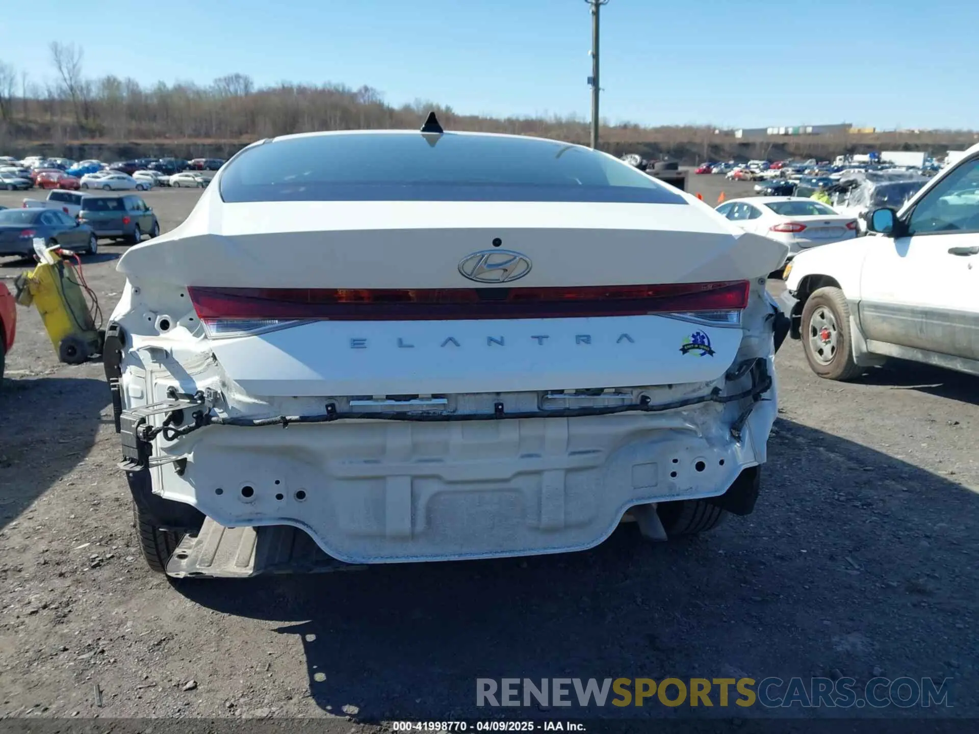 6 Photograph of a damaged car 5NPLM4AG6PH091857 HYUNDAI ELANTRA 2023