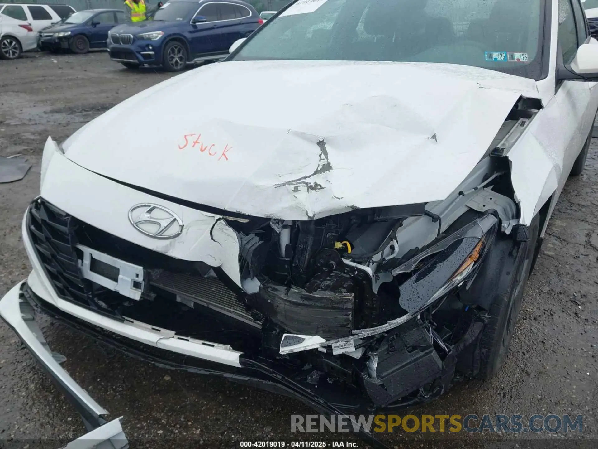 6 Photograph of a damaged car 5NPLM4AG6PH109998 HYUNDAI ELANTRA 2023