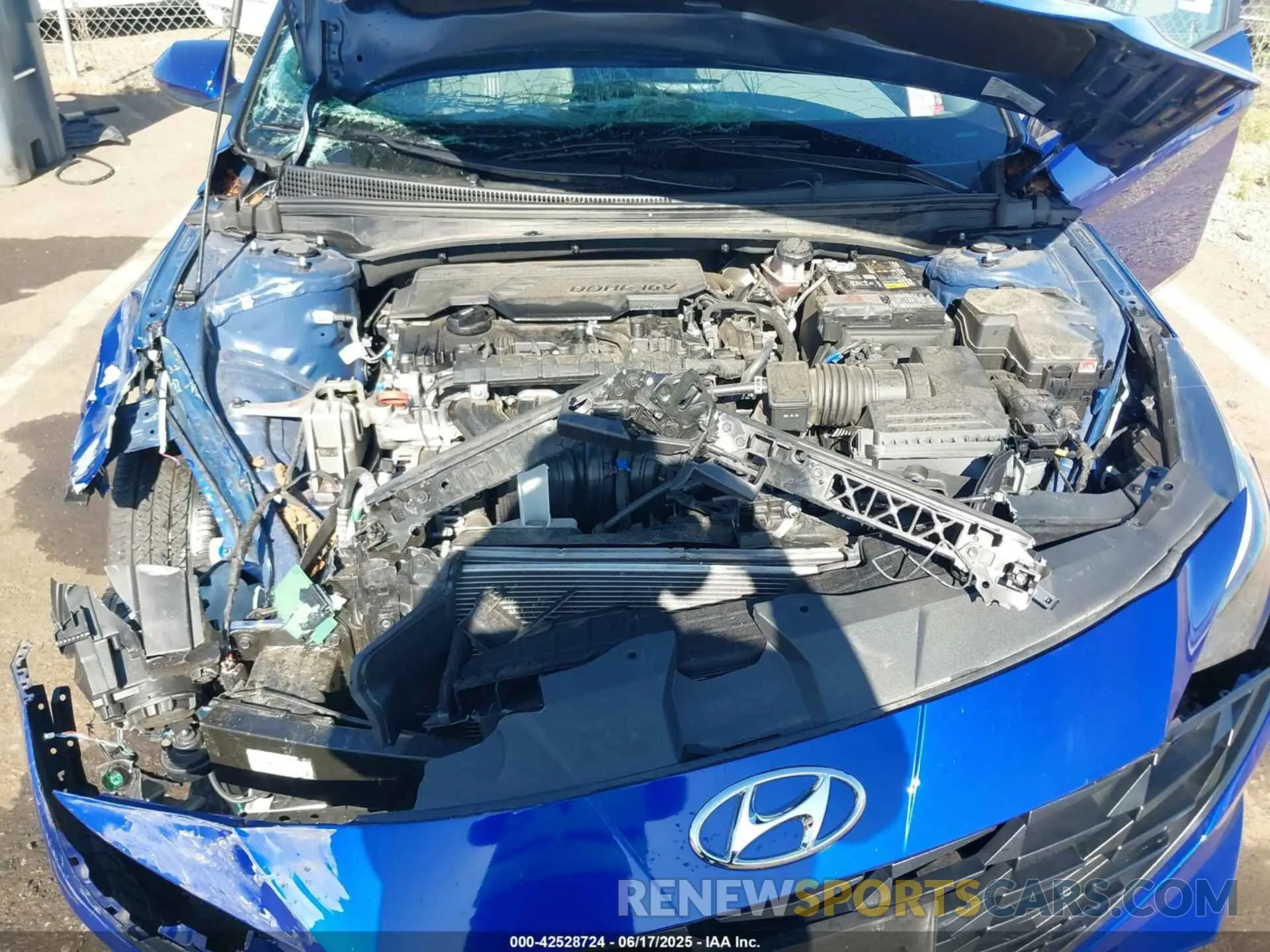 10 Photograph of a damaged car 5NPLM4AG7PH092158 HYUNDAI ELANTRA 2023