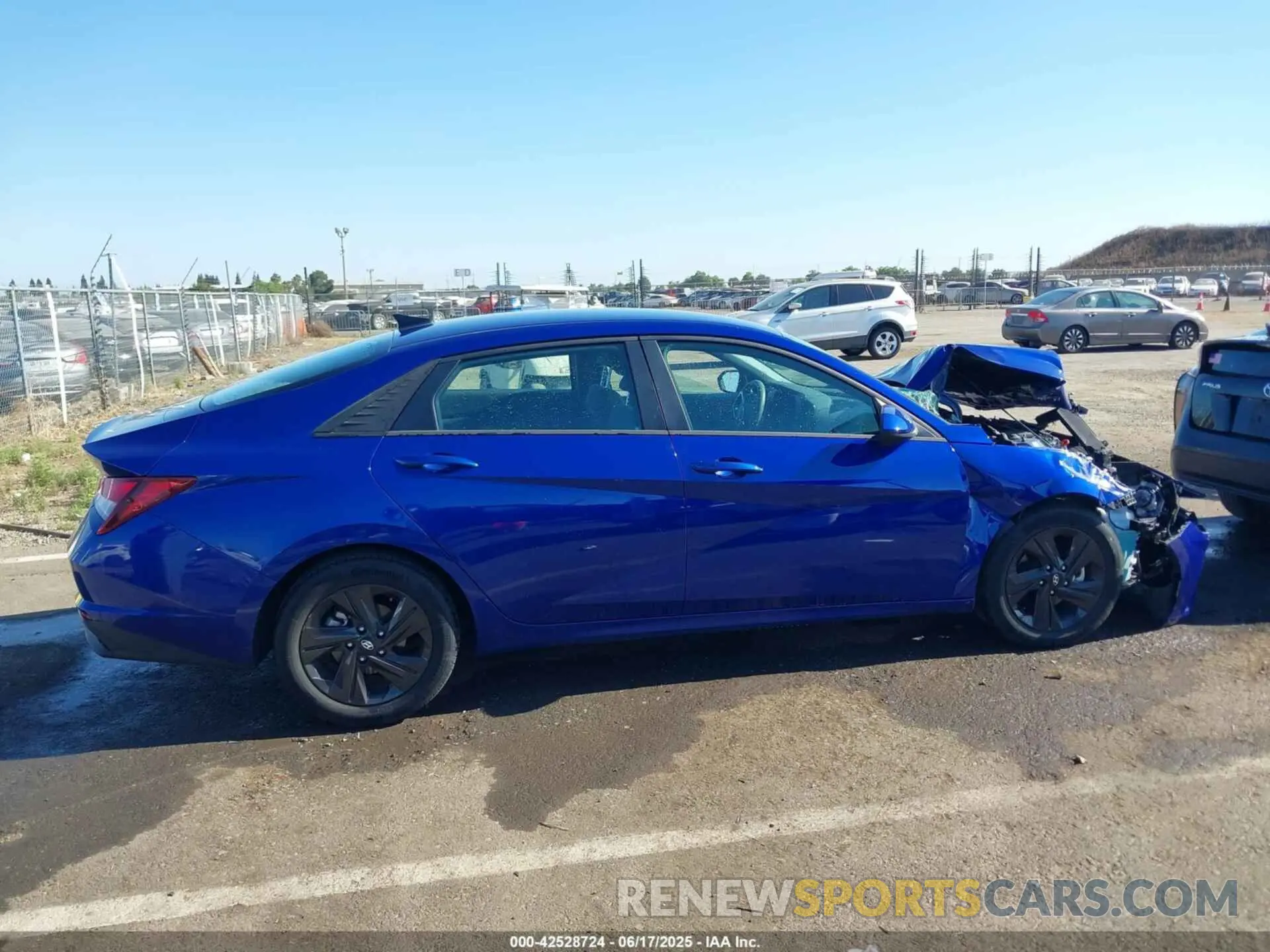 13 Photograph of a damaged car 5NPLM4AG7PH092158 HYUNDAI ELANTRA 2023