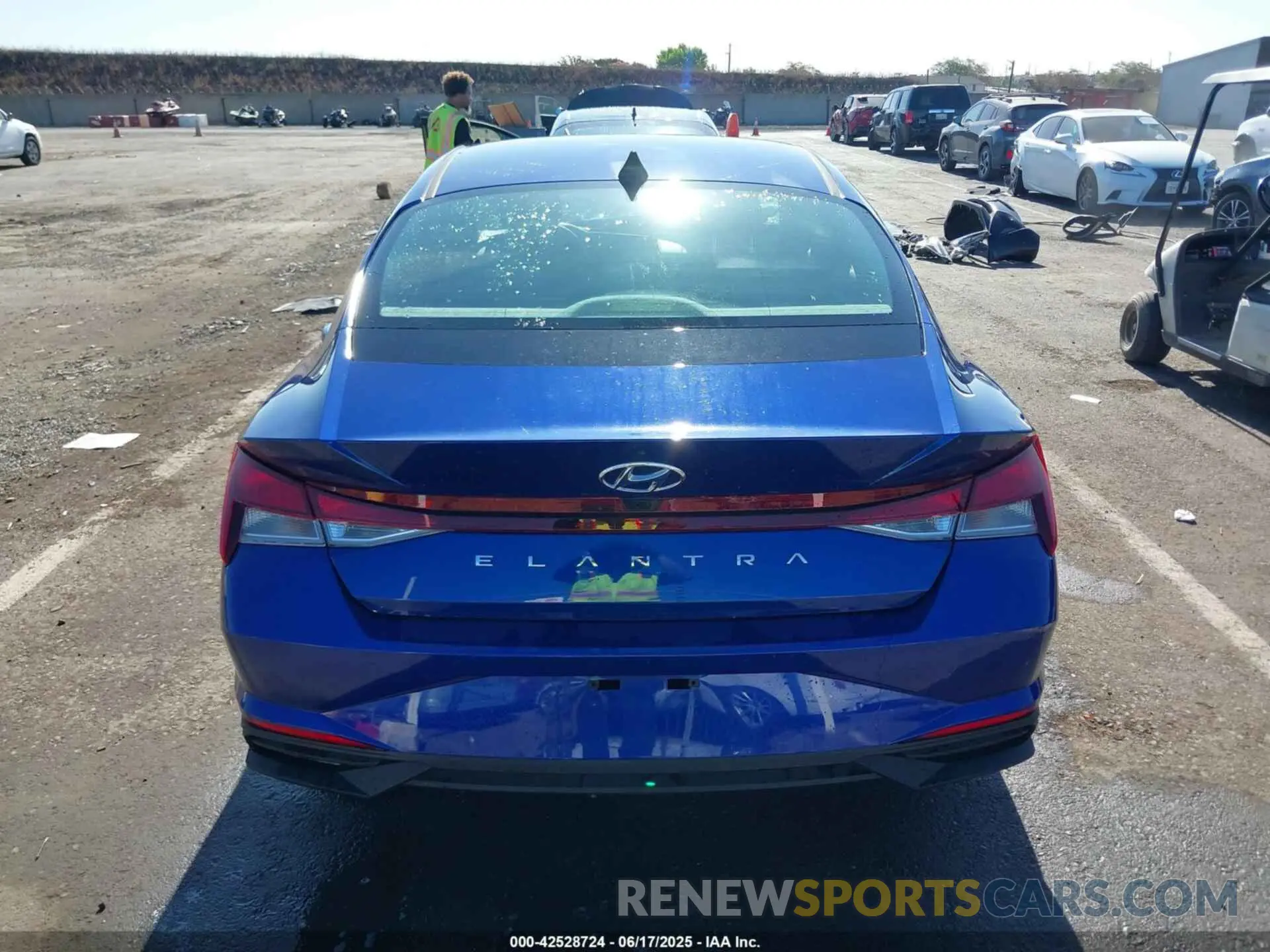 16 Photograph of a damaged car 5NPLM4AG7PH092158 HYUNDAI ELANTRA 2023