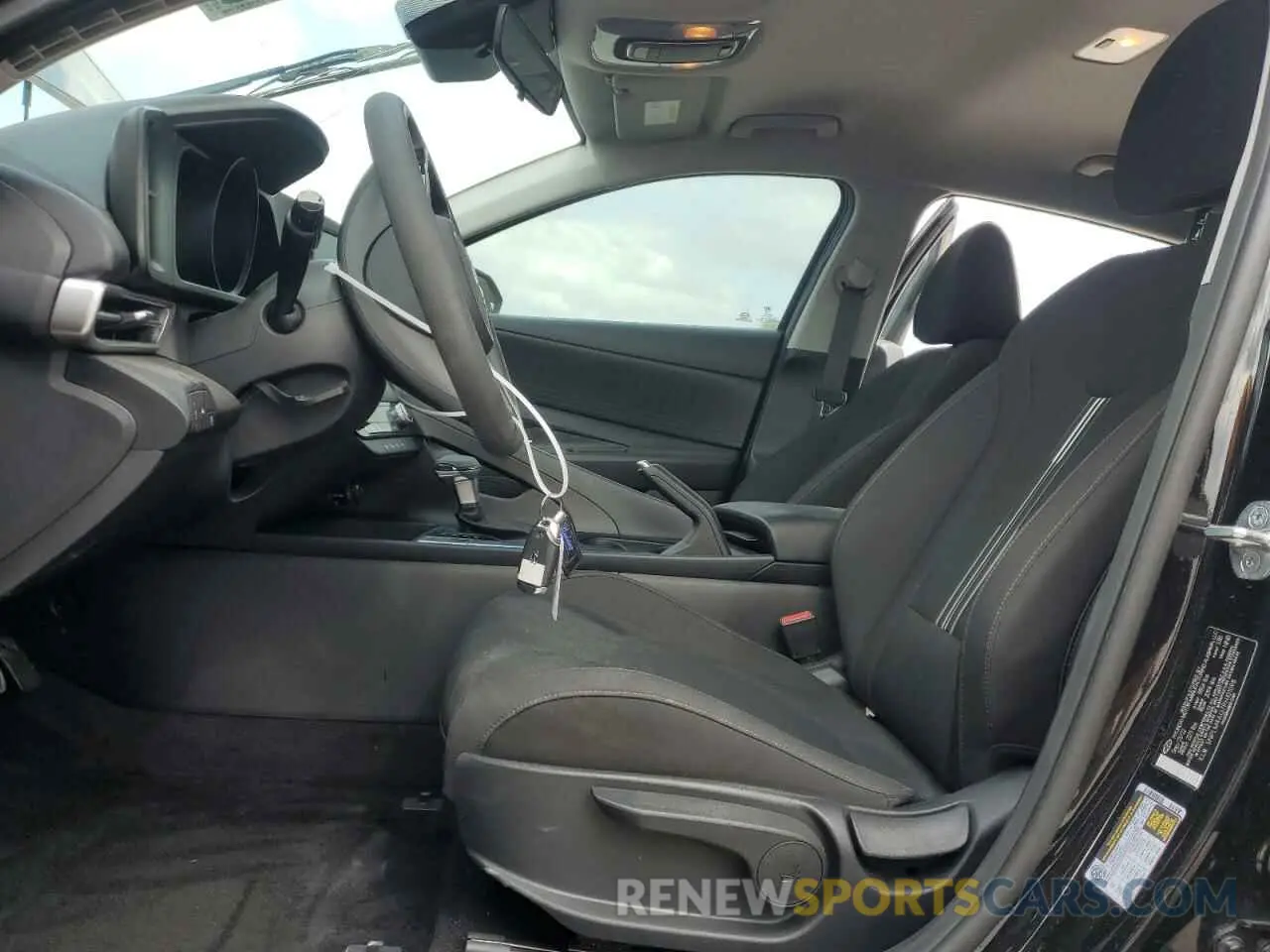 7 Photograph of a damaged car 5NPLM4AG7PH101098 HYUNDAI ELANTRA 2023