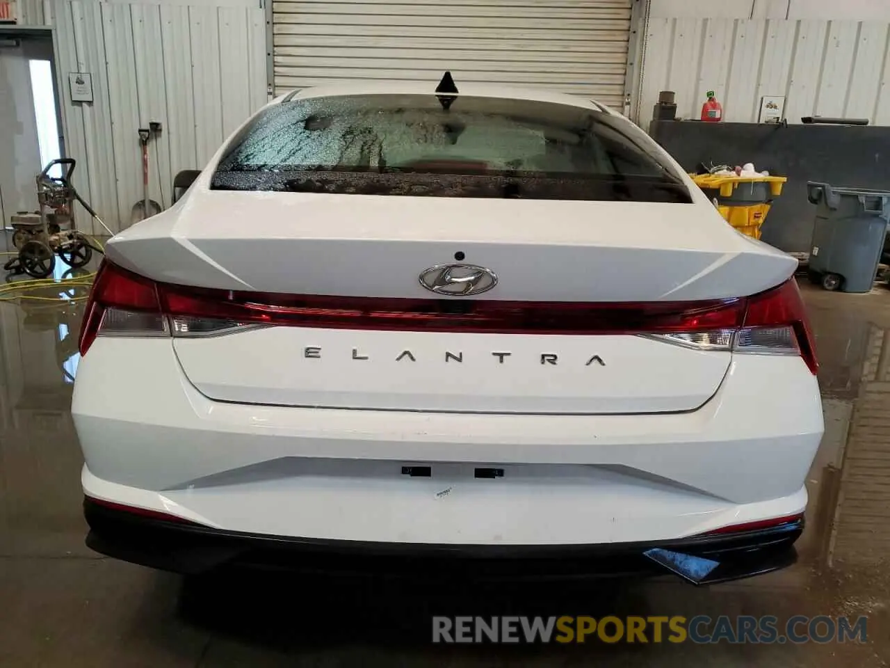 6 Photograph of a damaged car 5NPLM4AG7PH101537 HYUNDAI ELANTRA 2023