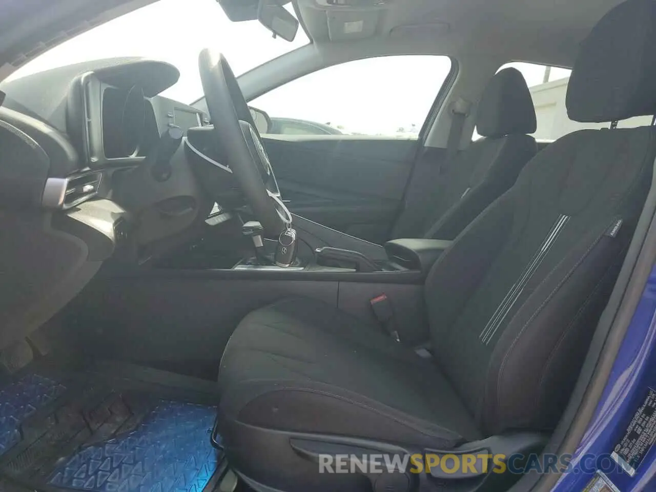 7 Photograph of a damaged car 5NPLM4AG8PH089477 HYUNDAI ELANTRA 2023