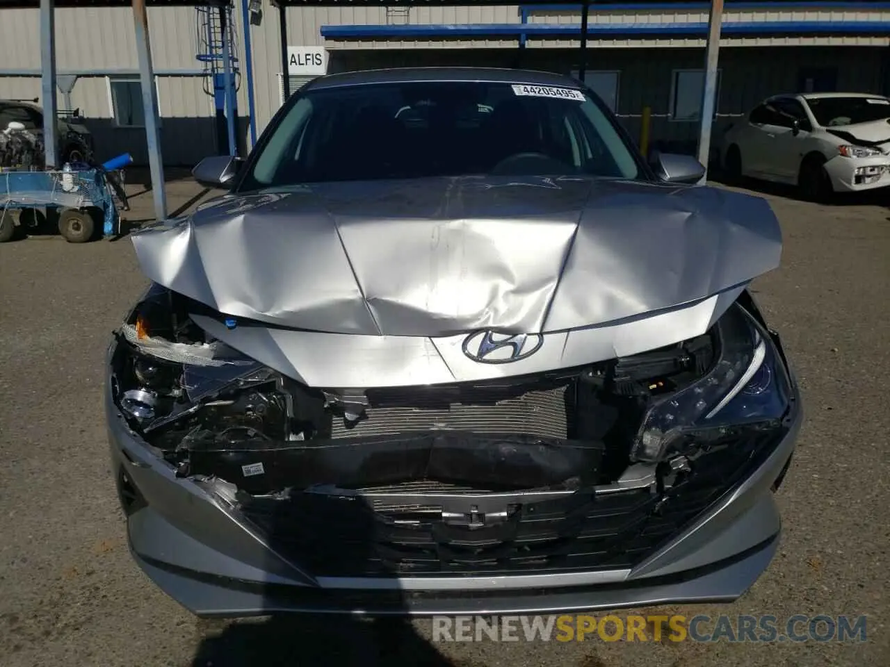 5 Photograph of a damaged car 5NPLM4AG8PH105239 HYUNDAI ELANTRA 2023