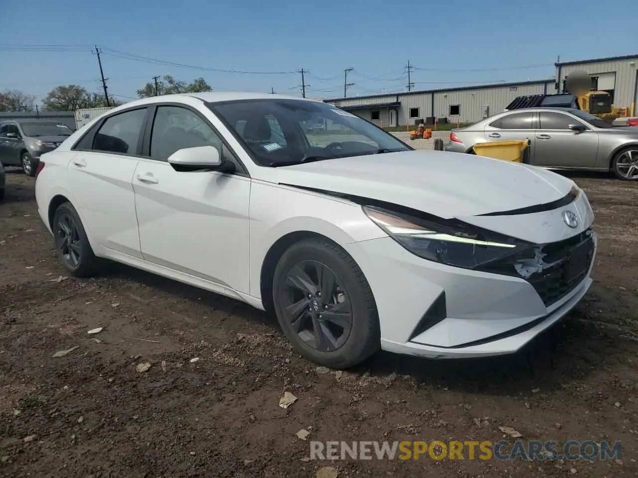 4 Photograph of a damaged car 5NPLM4AG8PH112739 HYUNDAI ELANTRA 2023