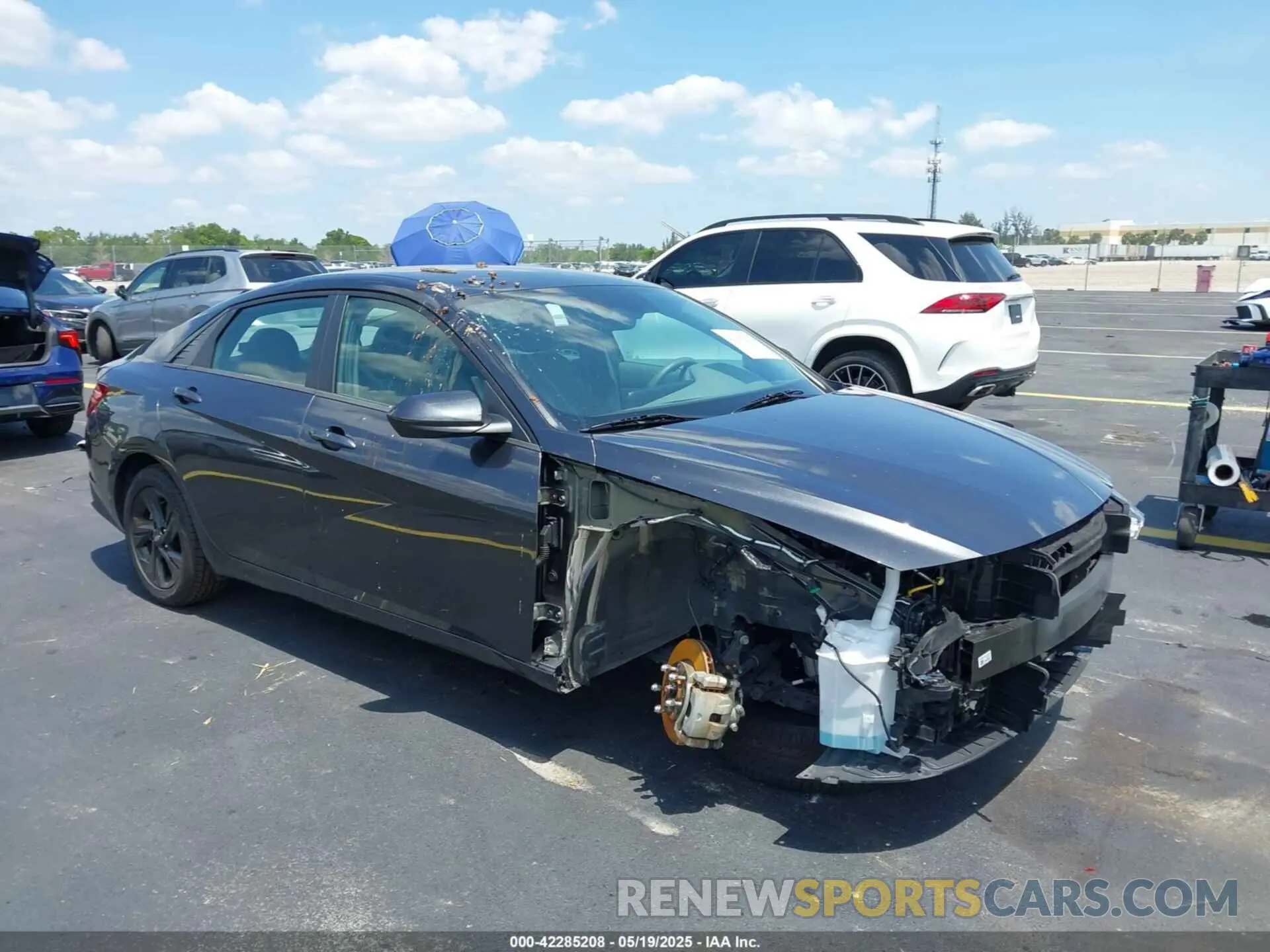 1 Photograph of a damaged car 5NPLM4AG8PH118489 HYUNDAI ELANTRA 2023