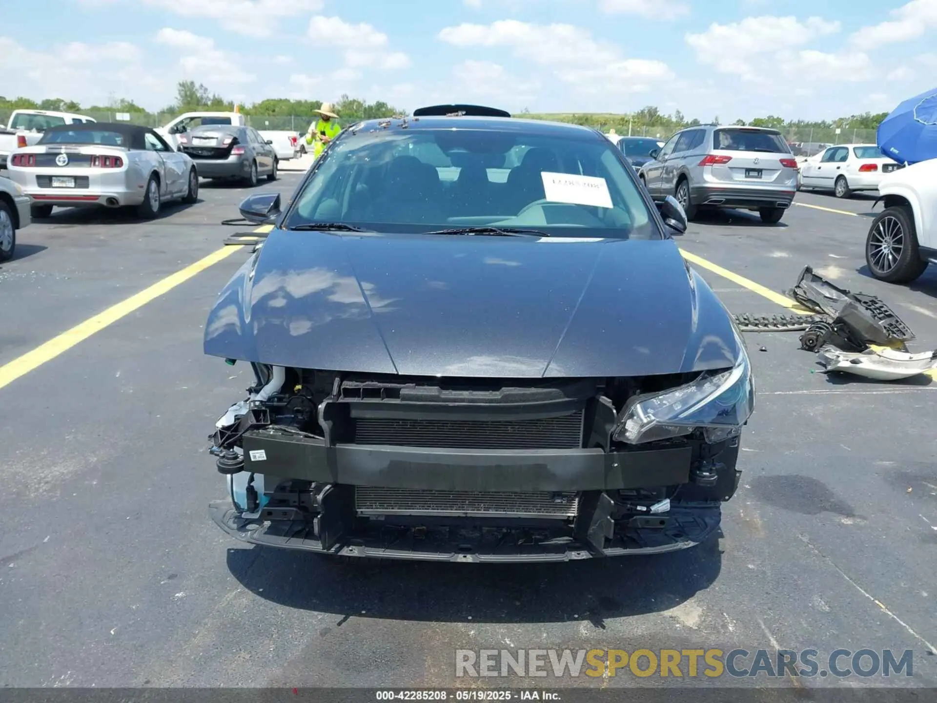 12 Photograph of a damaged car 5NPLM4AG8PH118489 HYUNDAI ELANTRA 2023