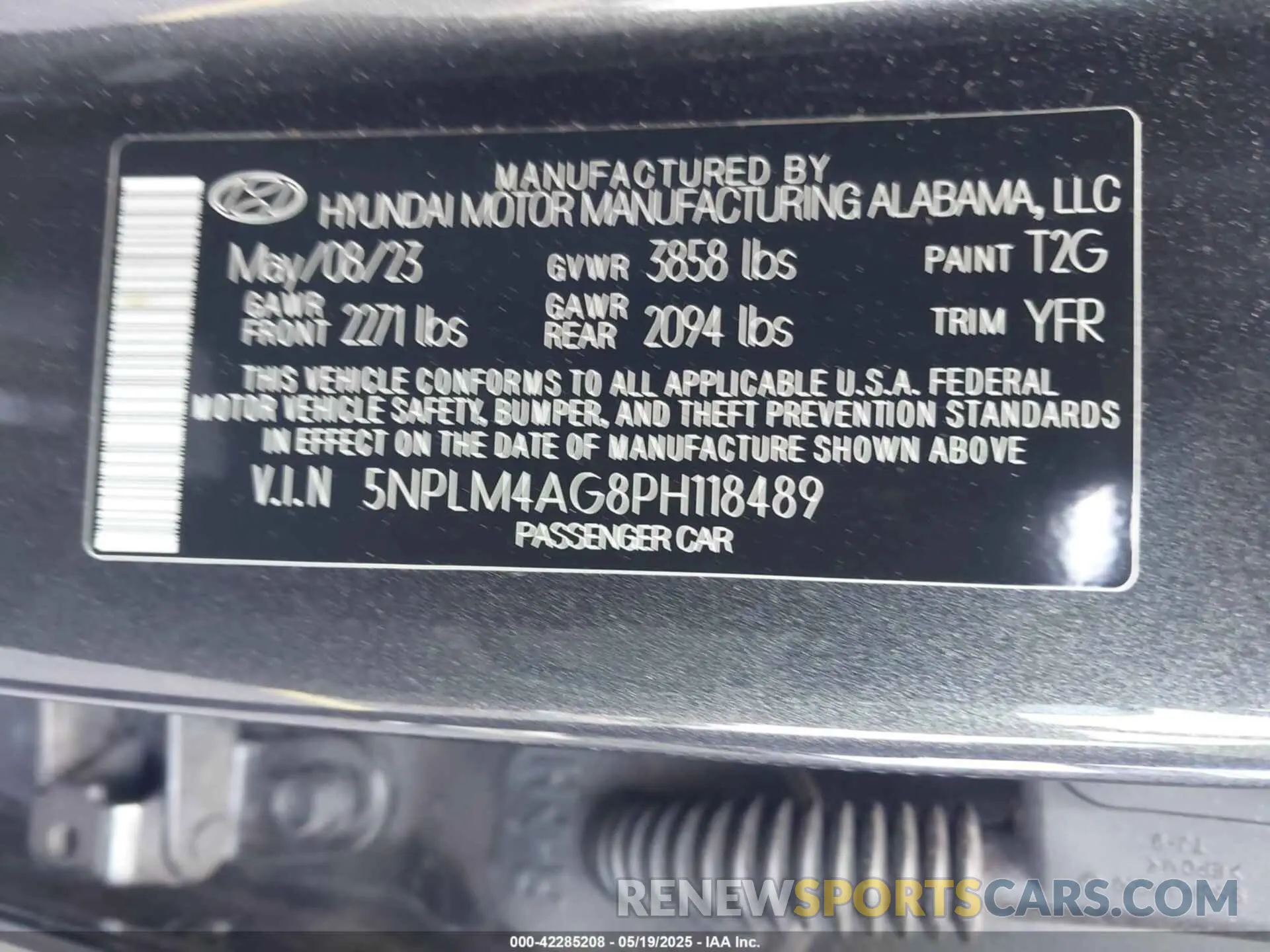 9 Photograph of a damaged car 5NPLM4AG8PH118489 HYUNDAI ELANTRA 2023