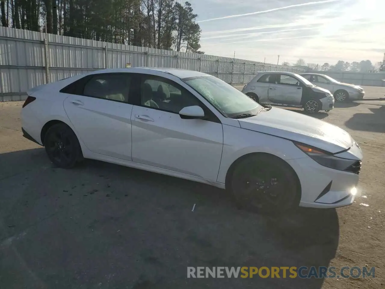 4 Photograph of a damaged car 5NPLM4AGXPH095443 HYUNDAI ELANTRA 2023