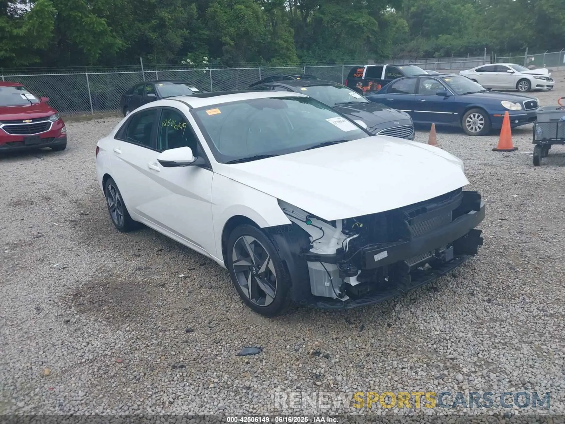 1 Photograph of a damaged car 5NPLP4AG2PH101369 HYUNDAI ELANTRA 2023