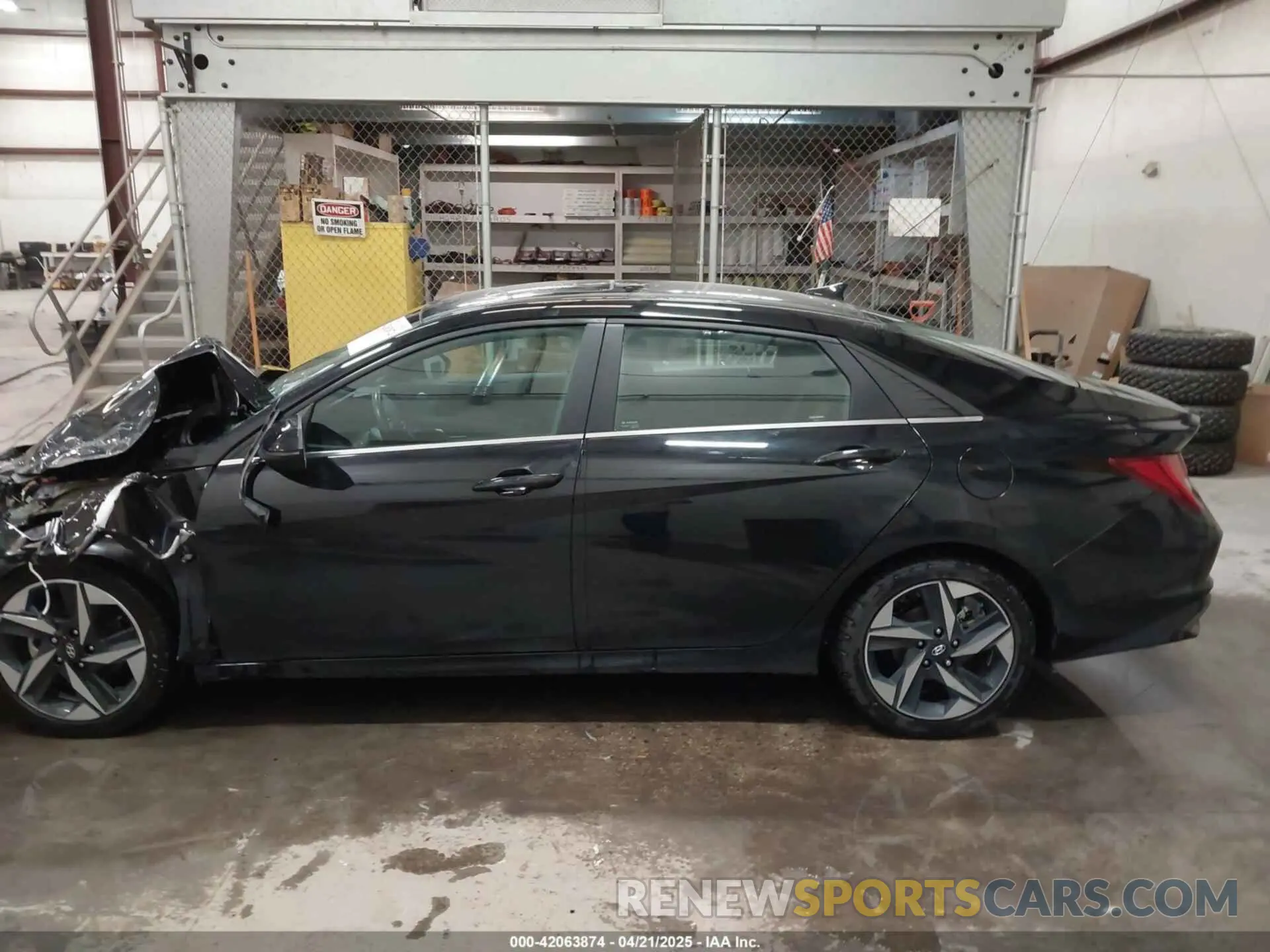 15 Photograph of a damaged car 5NPLP4AG3PH114597 HYUNDAI ELANTRA 2023