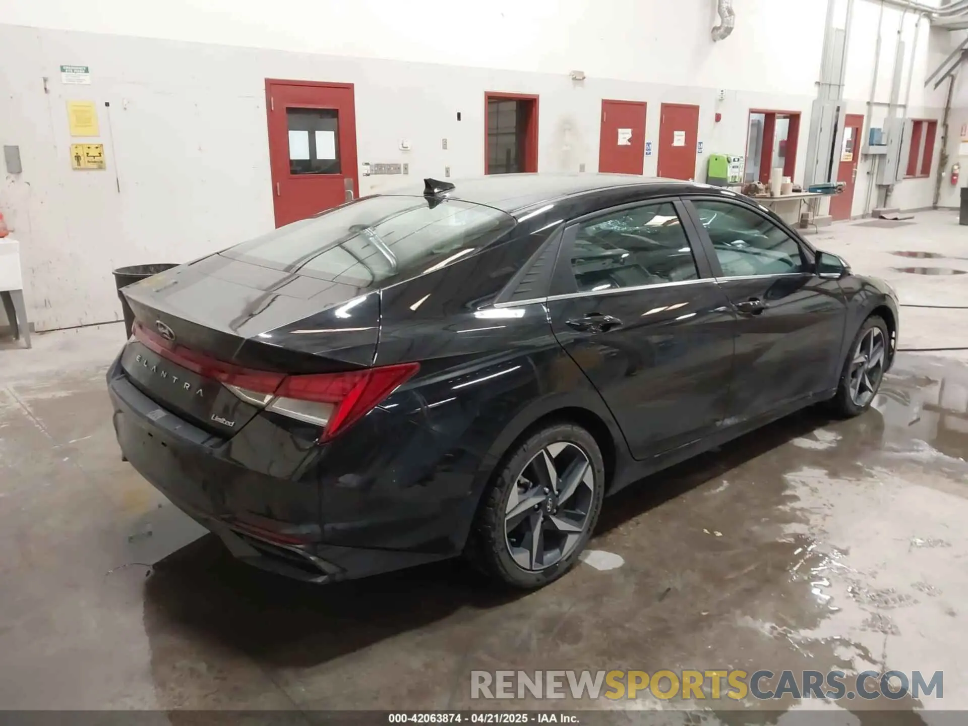 4 Photograph of a damaged car 5NPLP4AG3PH114597 HYUNDAI ELANTRA 2023