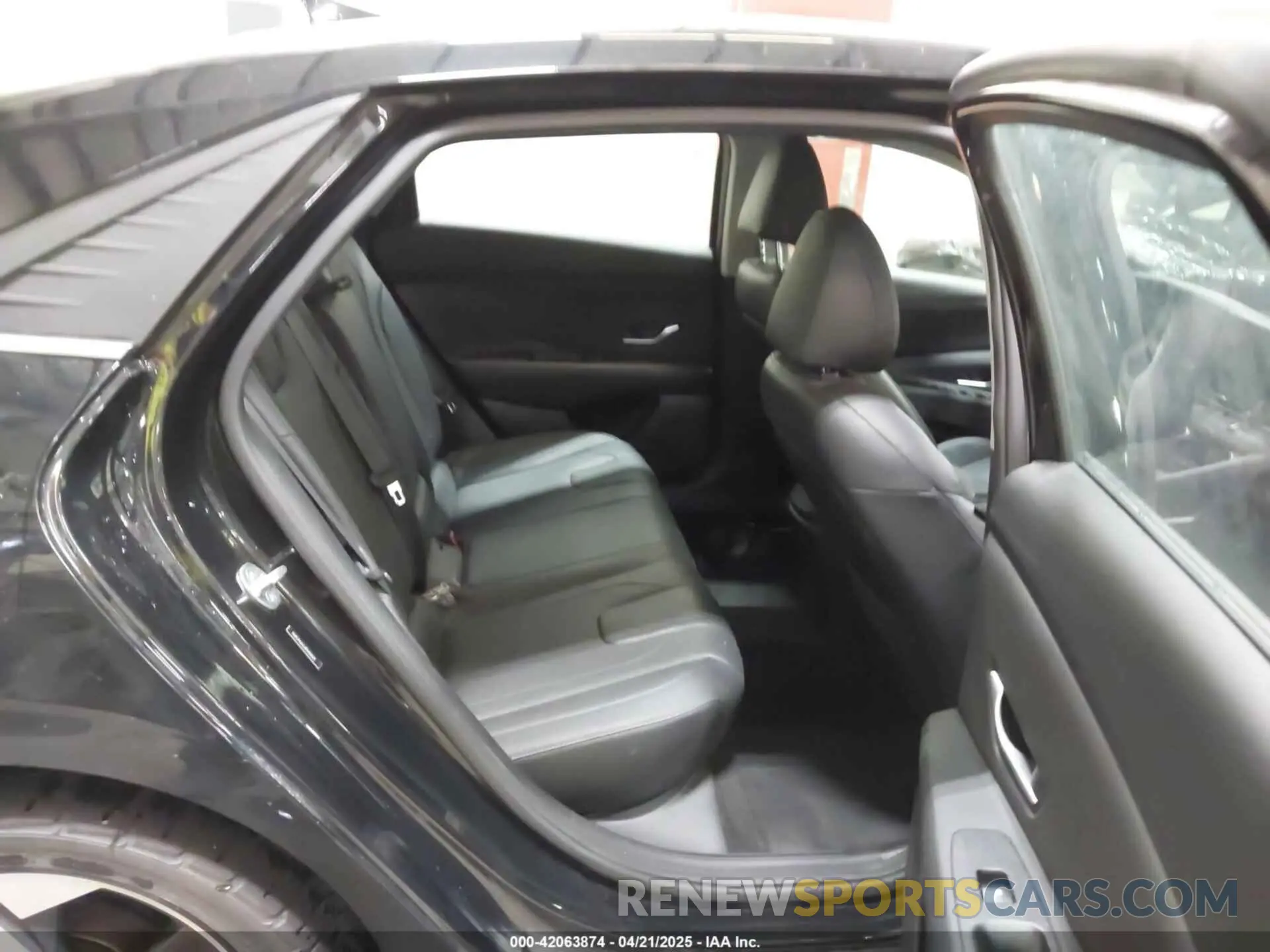 8 Photograph of a damaged car 5NPLP4AG3PH114597 HYUNDAI ELANTRA 2023