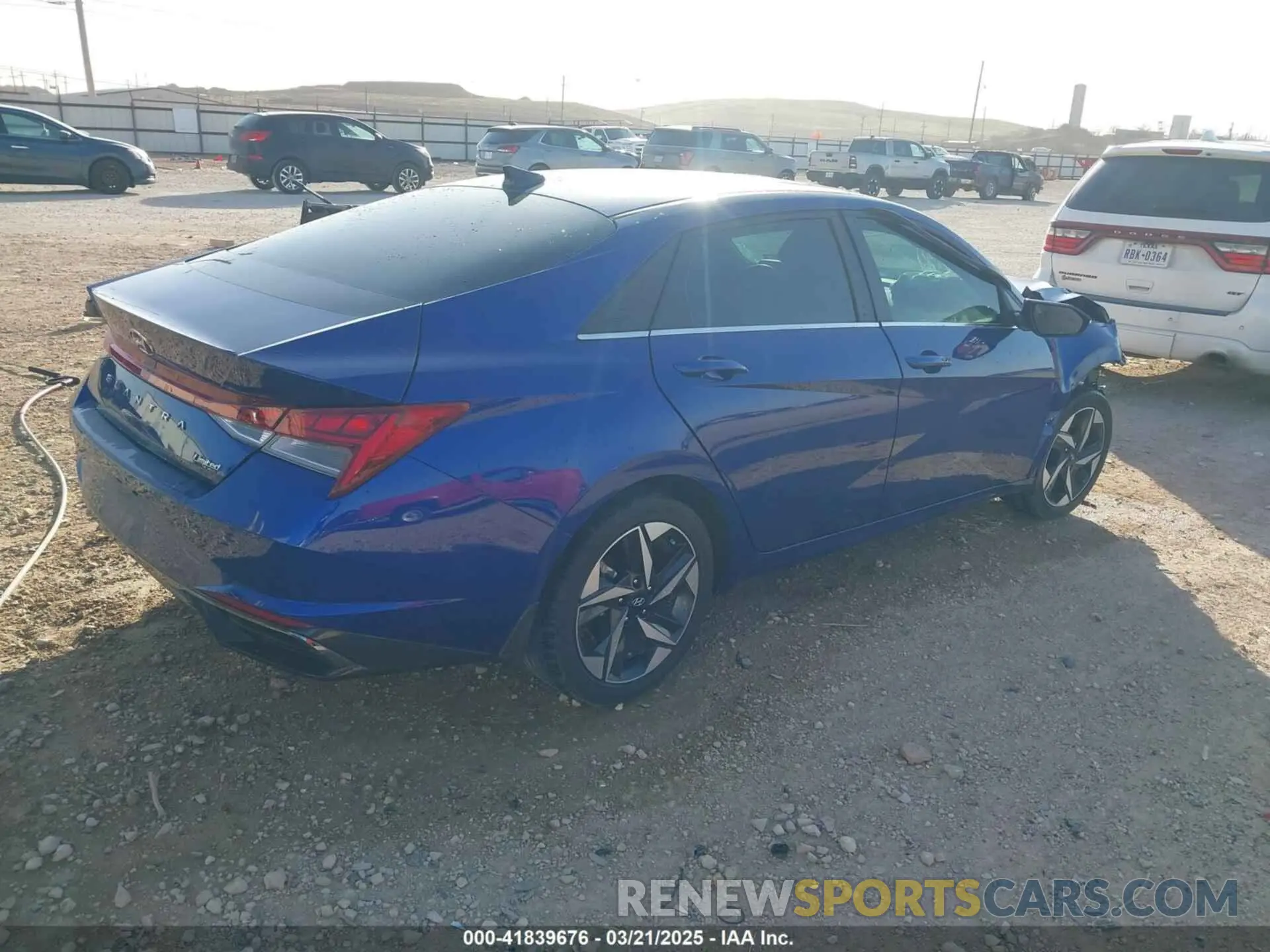 4 Photograph of a damaged car 5NPLP4AG7PH110309 HYUNDAI ELANTRA 2023