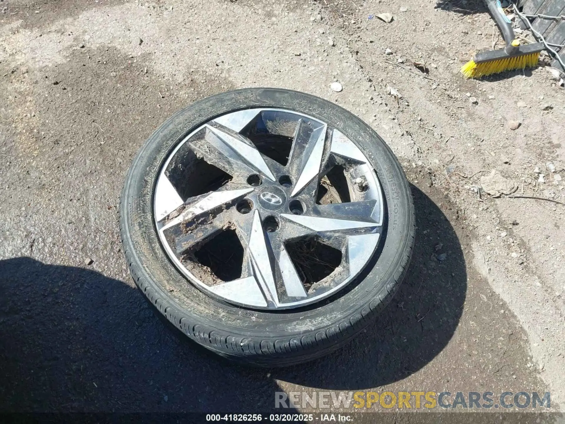 12 Photograph of a damaged car 5NPLP4AG9PH109100 HYUNDAI ELANTRA 2023