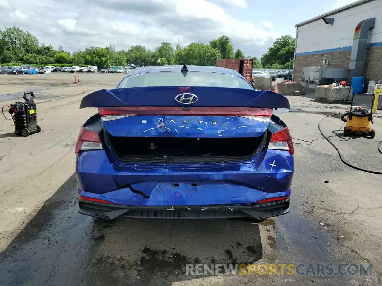 6 Photograph of a damaged car 5NPLS4AG0PH090564 HYUNDAI ELANTRA 2023