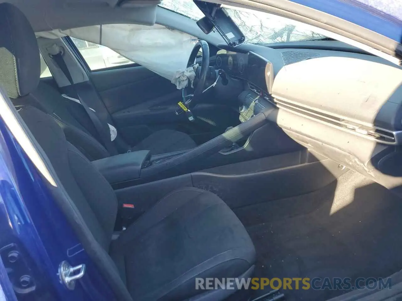 7 Photograph of a damaged car 5NPLS4AG1PH091724 HYUNDAI ELANTRA 2023