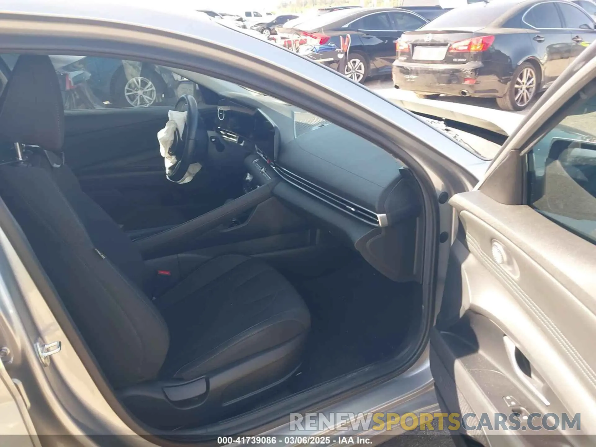 5 Photograph of a damaged car 5NPLS4AG1PH092789 HYUNDAI ELANTRA 2023
