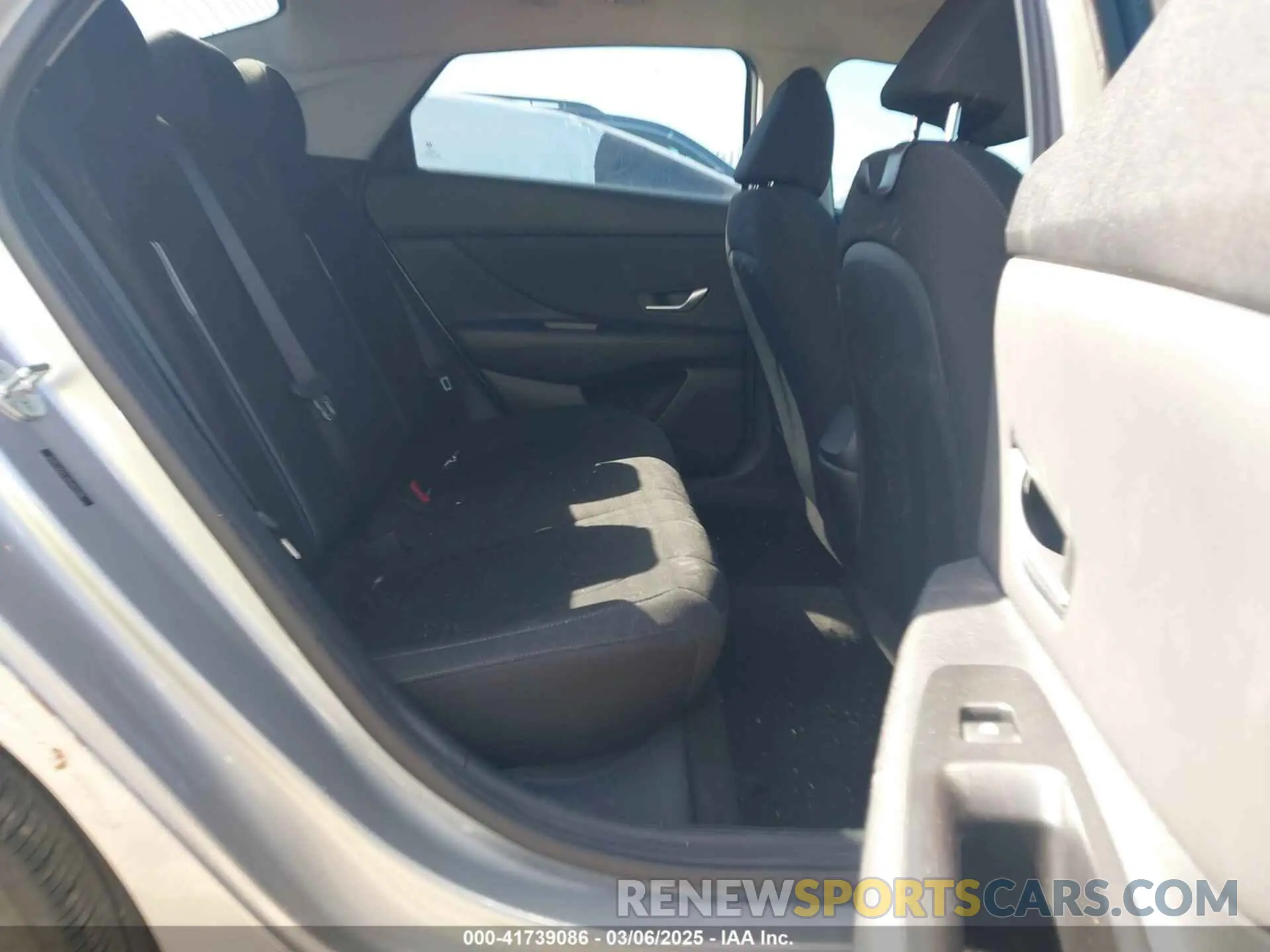 8 Photograph of a damaged car 5NPLS4AG1PH092789 HYUNDAI ELANTRA 2023