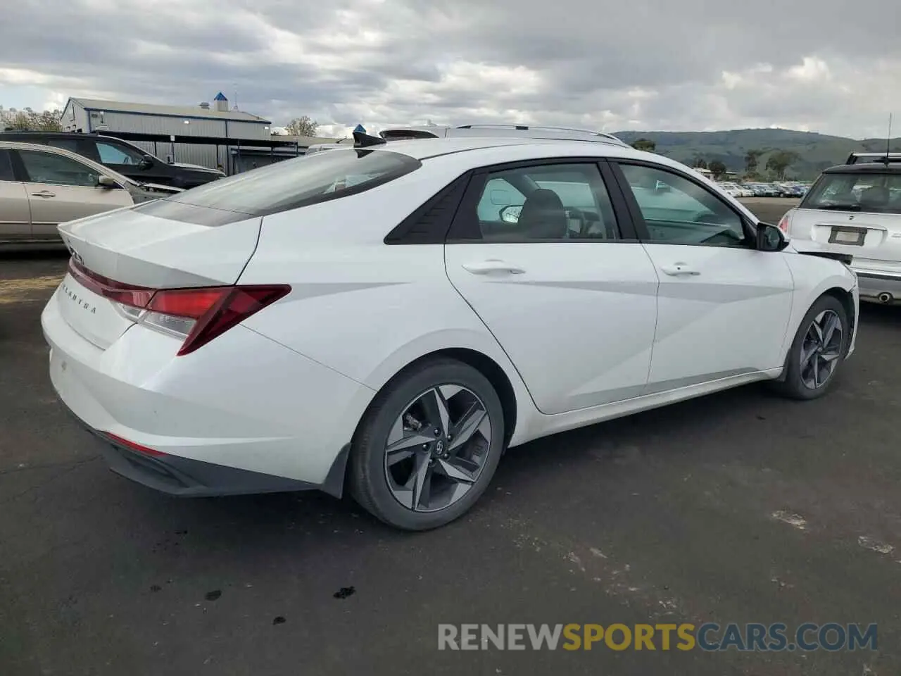 3 Photograph of a damaged car 5NPLS4AG1PH097877 HYUNDAI ELANTRA 2023