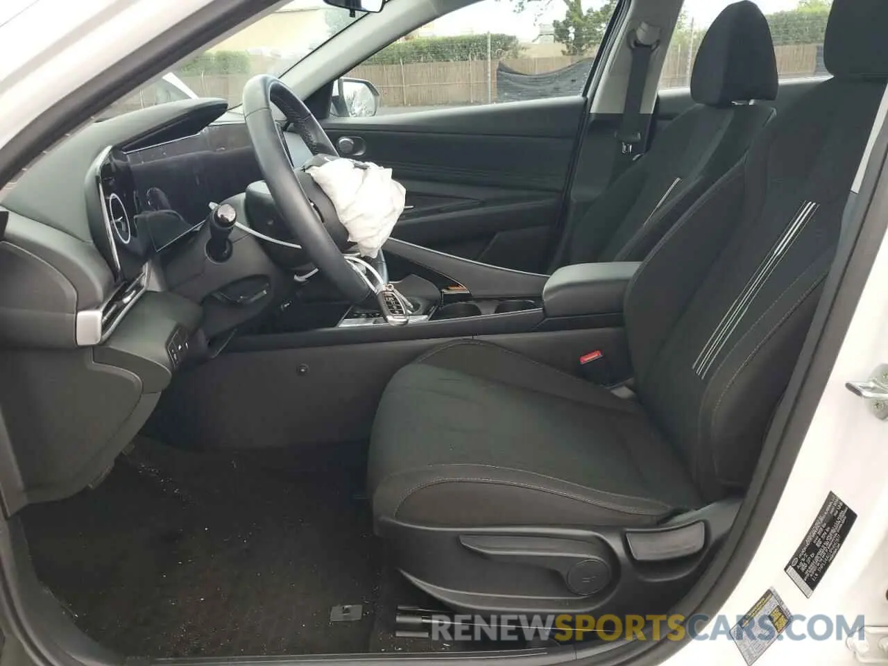 7 Photograph of a damaged car 5NPLS4AG1PH097877 HYUNDAI ELANTRA 2023
